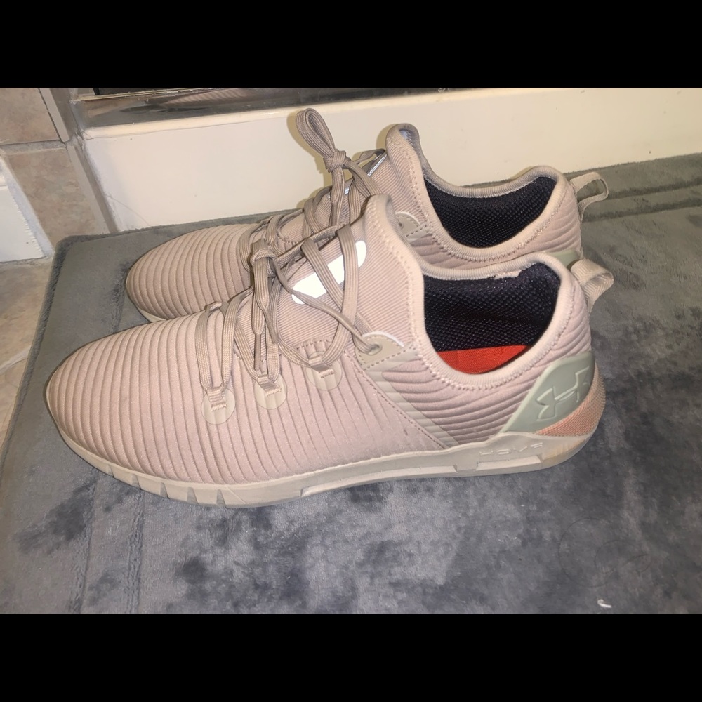 Men’s Under Armour Hovr shoes - SIZE 14
